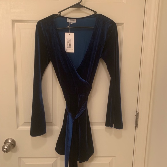 Lioness Velvet Playsuit In Topaz - Picture 5 of 6